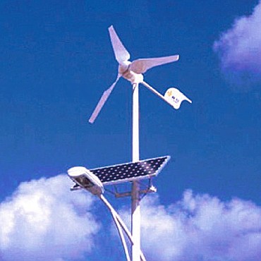 Fotovoltaico stand alone: usi e vantaggi Lampione solare fotovoltaico