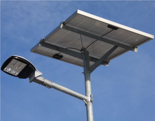 Lampione fotovoltaico bisol, illuminare col sole anche di notte Lampione solare fotovoltaico
