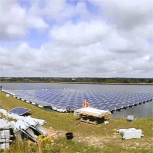 Il fotovoltaico flottante arriva in Gran Bretagna