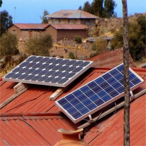 pannelli solari a famiglie povere