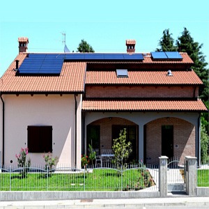 impianto fotovoltaico domestico su villa